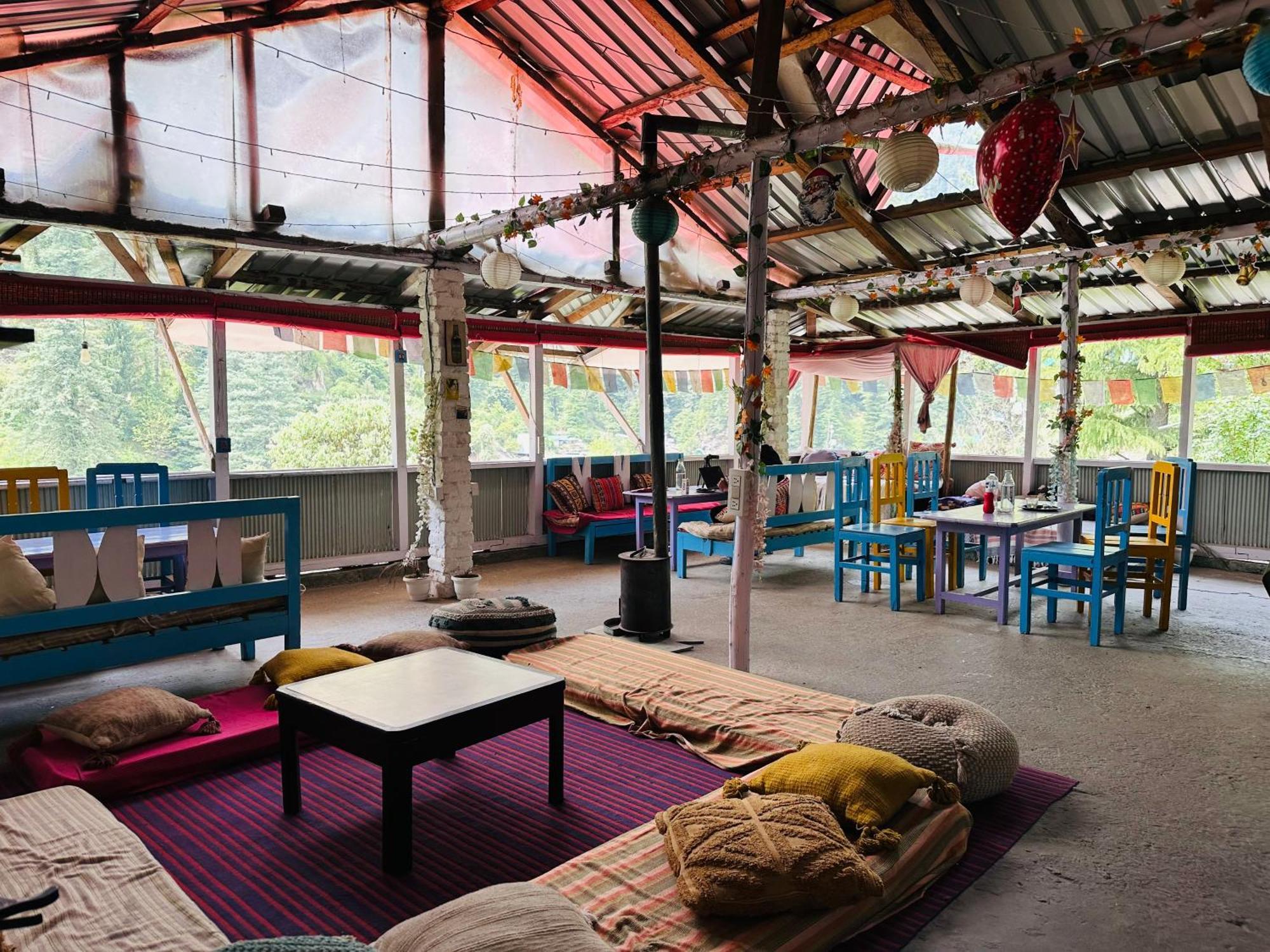 Hostel 360 Degree, Jibhi Extérieur photo